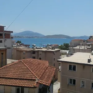 Mona's Appartement Saranda